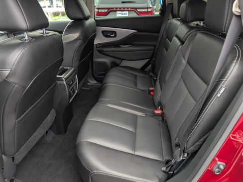 Used 2022 Nissan Murano SL w/ SL Moonroof Package image 16