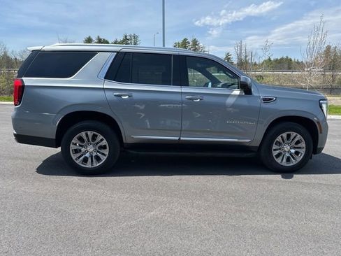 Used 2025 GMC Yukon Denali AWD/4WD image 6
