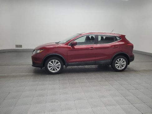 Used 2019 Nissan Rogue Sport SV image 2