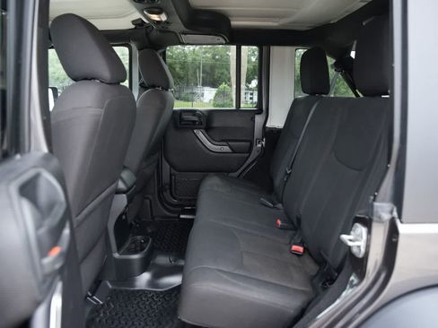 Used 2016 Jeep Wrangler Unlimited Sport w/ Quick Order Package 24S AWD/4WD image 18