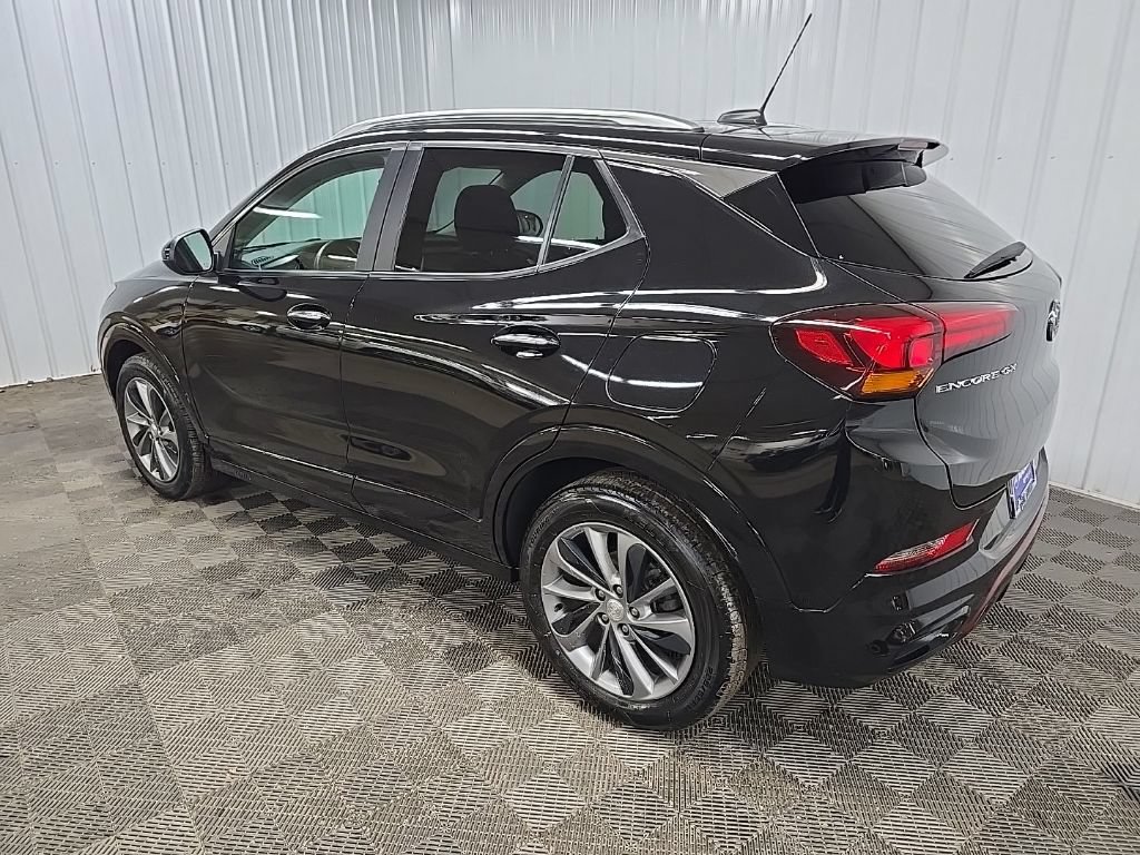 Used 2023 Buick Encore GX Select w/ Experience Buick Package FWD image 9