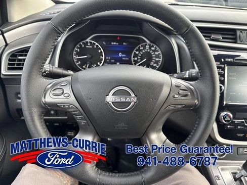 Used 2024 Nissan Murano SV w/ SV Midnight Edition Package FWD image 16