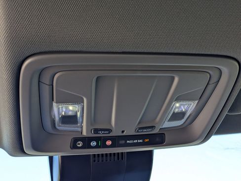 Used 2025 Chevrolet Silverado 1500 Custom Trail Boss w/ Turbomax Blackout Package image 26