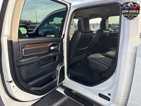 Used 2024 RAM 2500 Laramie AWD/4WD image 25