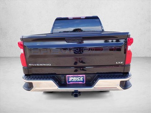 Used 2024 Chevrolet Silverado 1500 LTZ AWD/4WD image 3
