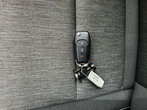 Used 2024 Ford F250 XL w/ STX Appearance Package image 58