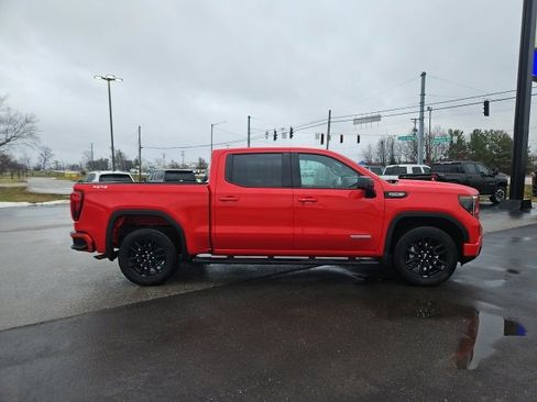 Used 2025 GMC Sierra 1500 Elevation image 5