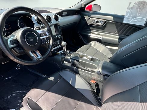 Used 2016 Ford Mustang GT Premium w/ Equipment Group 401A RWD image 4