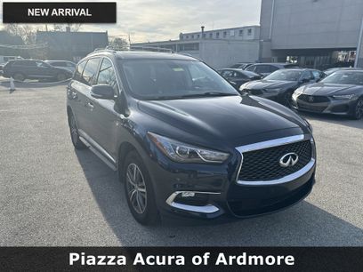 Used 2017 INFINITI QX60 AWD w/ Premium Plus Package