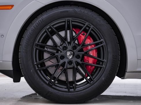 New 2026 Porsche Cayenne Turbo image 13
