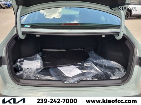 New 2026 Kia K4 EX FWD image 10