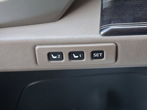 Used 2020 Lexus GX 460 Premium image 14