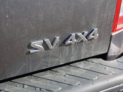 Used 2016 Nissan Frontier SV w/ SV Value Truck Package image 11