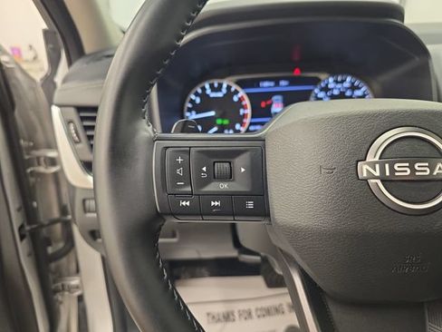 Used 2025 Nissan Rogue SV AWD/4WD image 29
