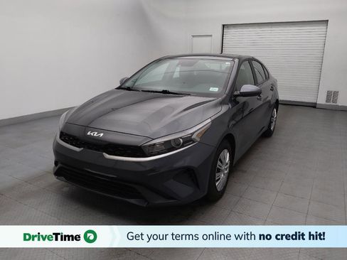 Used 2024 Kia Forte LX image 1