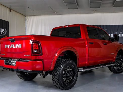 Used 2026 RAM 2500 Big Horn AWD/4WD image 9
