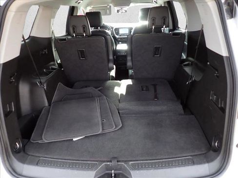 Used 2019 GMC Acadia SLT image 8