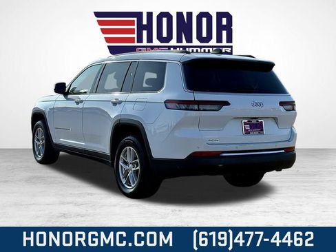 Used 2023 Jeep Grand Cherokee L Laredo image 5