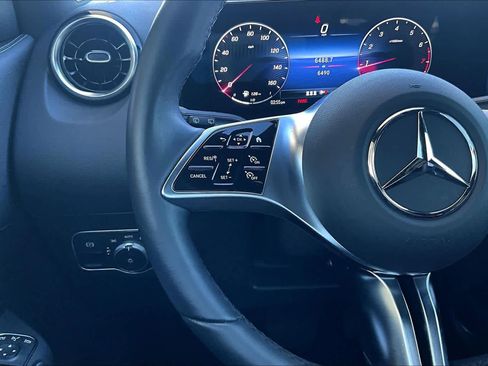 Certified 2026 Mercedes-Benz GLA 250 image 41