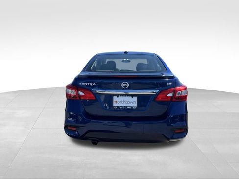 Used 2019 Nissan Sentra SR FWD image 6