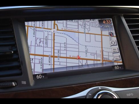 Used 2017 INFINITI QX80 2WD image 10