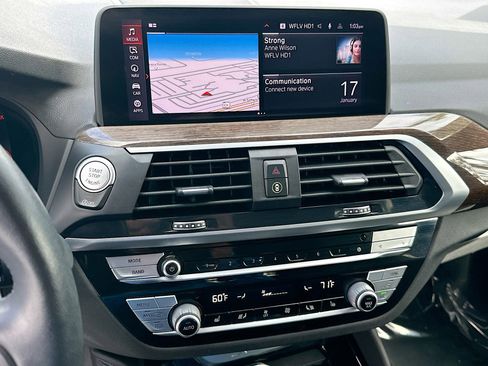 Used 2021 BMW X4 xDrive30i w/ Premium Package image 13