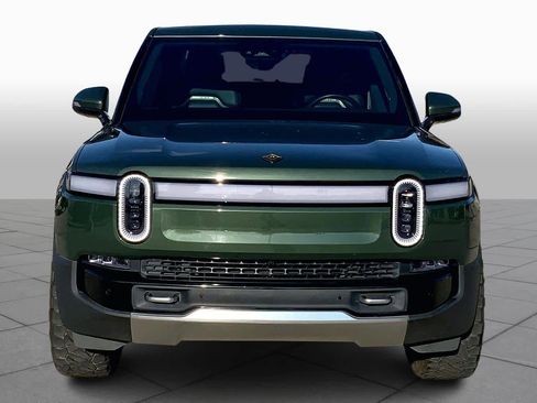 Used 2022 Rivian R1T Adventure image 3