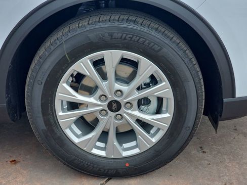 New 2025 Ford Escape Active image 38