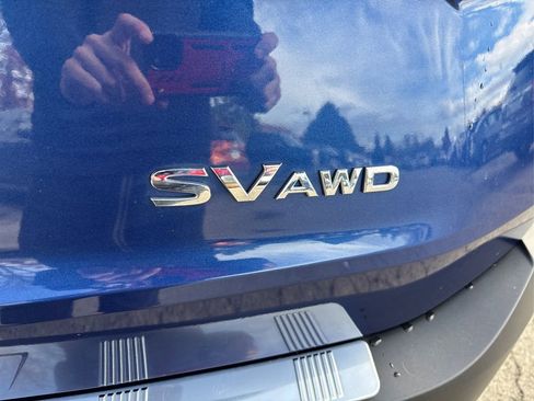 Used 2022 Nissan Rogue SV w/ SV Premium Package image 15