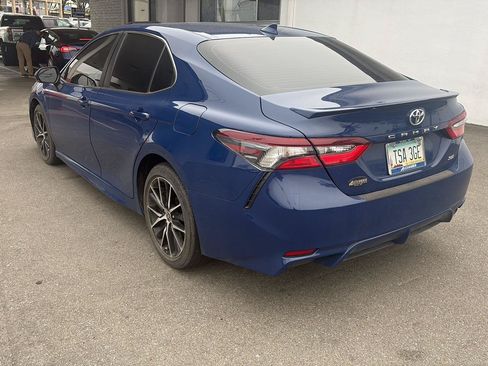 Used 2024 Toyota Camry SE FWD image 5