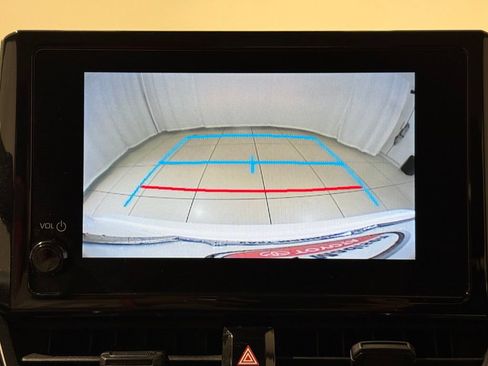 Used 2024 Toyota Corolla LE FWD image 25