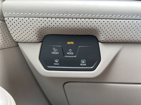 New 2026 Volkswagen Atlas SE image 31