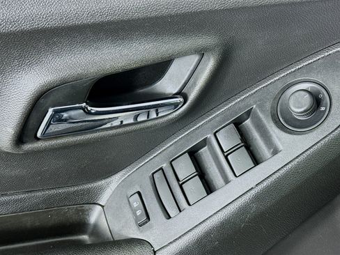 Used 2019 Chevrolet Trax LS w/ Tint and Cruise Package image 22