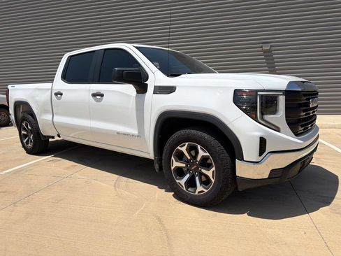 Used 2023 GMC Sierra 1500 Pro w/ Pro Value Package AWD/4WD image 1