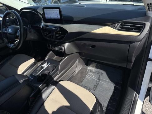 Used 2022 Ford Escape Titanium w/ Titanium Elite Package image 30