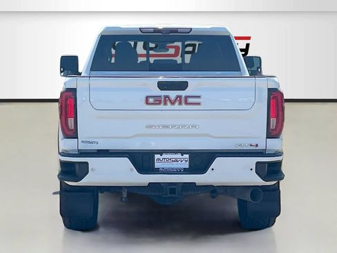 Used 2020 GMC Sierra 2500 AT4 w/ AT4 Premium Package AWD/4WD image 6