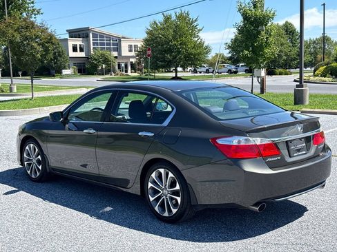 Used 2013 Honda Accord Sport image 5