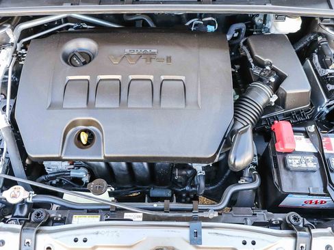 Used 2019 Toyota Corolla LE image 28