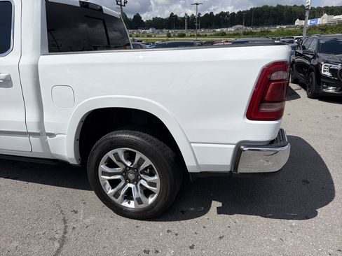 Used 2024 RAM 1500 Limited AWD/4WD image 9
