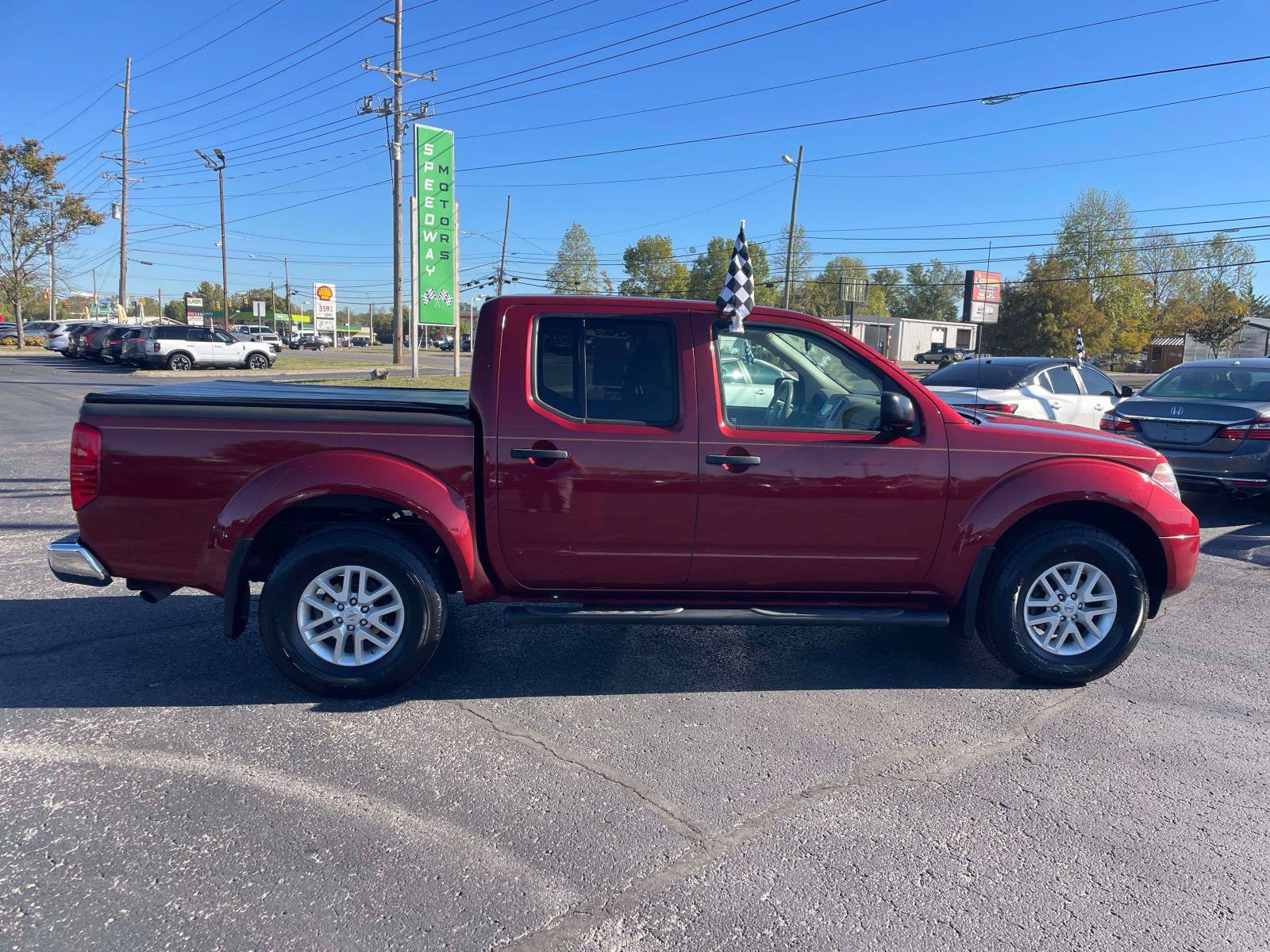 Used 2017 Nissan Frontier SV AWD/4WD image 8