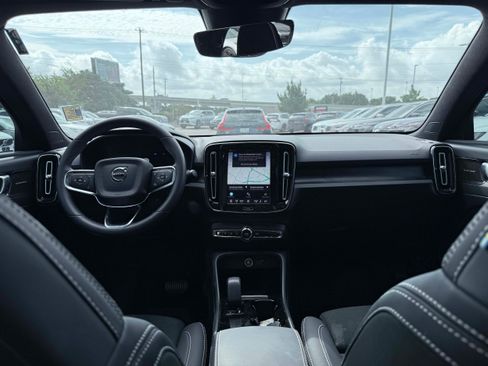 Certified 2023 Volvo C40 P8 Recharge Ultimate AWD/4WD image 15