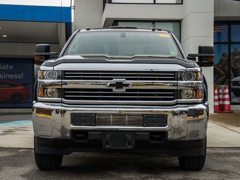 Used 2017 Chevrolet Silverado 3500 W/T w/ WT Convenience Package image 2