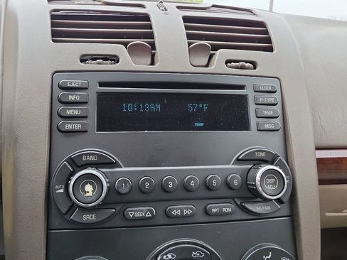 Used 2007 Chevrolet Malibu LT w/ Front Seating Package FWD image 12