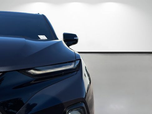Used 2022 Chevrolet Blazer LT w/ Sound & Technology Package FWD image 9