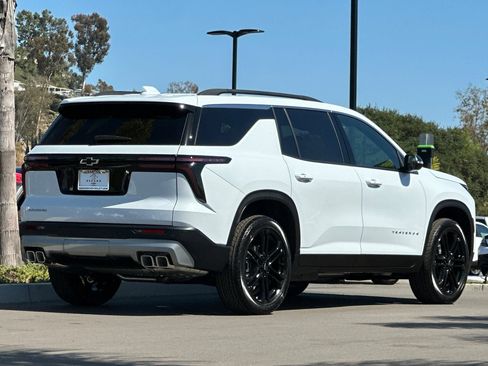 New 2026 Chevrolet Traverse LT FWD image 4