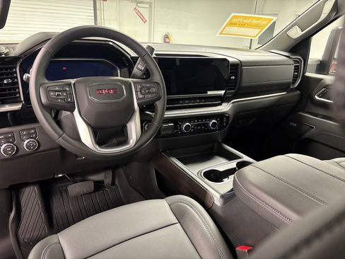 New 2026 GMC Sierra 2500 SLT w/ SLT Convenience Package AWD/4WD image 27