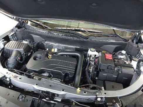 New 2026 Chevrolet Equinox LT w/ Safety and Technology Package image 30