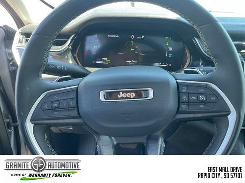 Used 2024 Jeep Grand Cherokee Limited 4xe AWD/4WD image 15
