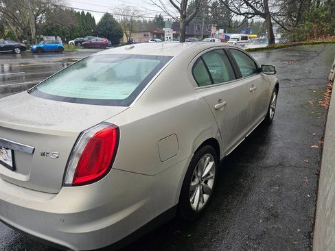 Used 2009 Lincoln MKS Base 4dr Sedan image 7