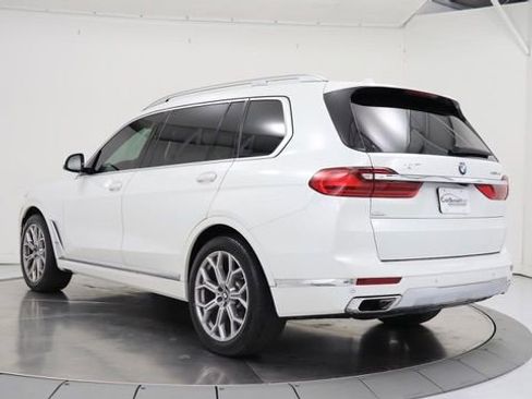Used 2019 BMW X7 xDrive40i w/ Premium Package AWD/4WD image 3
